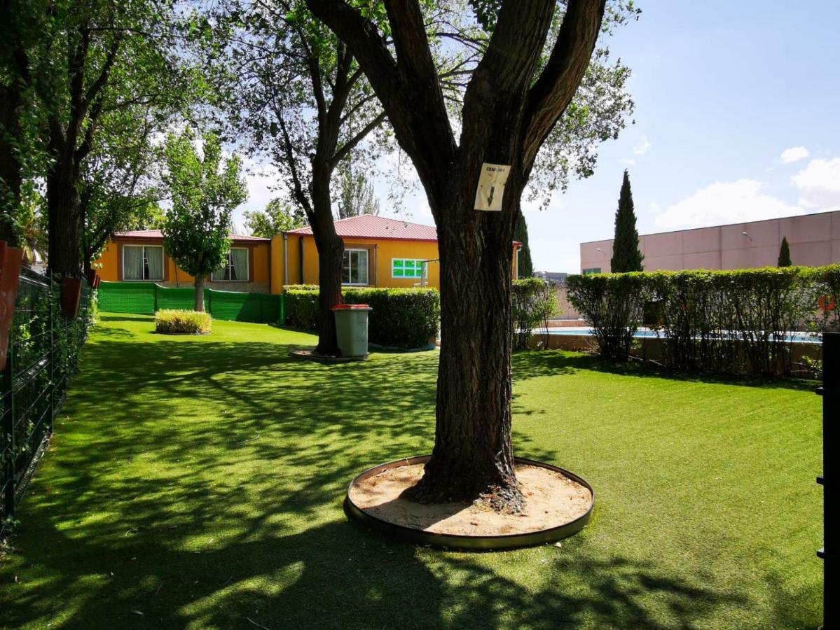 Bungalows Alpha Getafe Extérieur photo